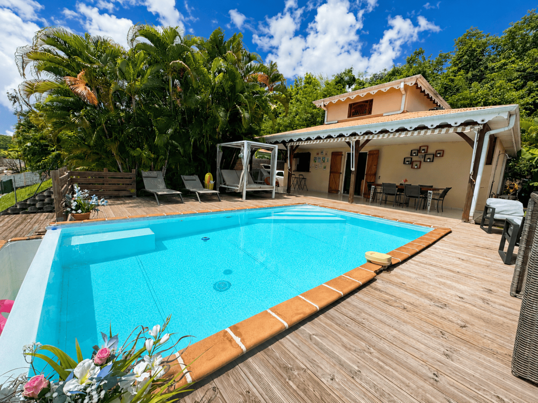 Location villa 6 personnes 3 chambre sainte luce - piscine 1